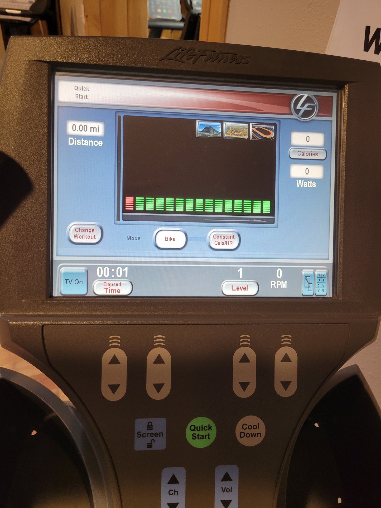 Life Fitness 95ce Upright Bike