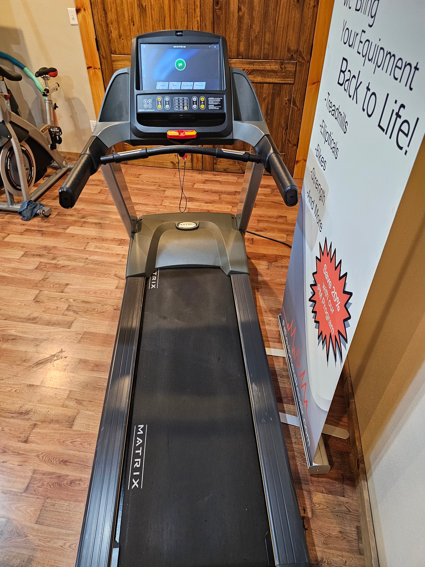 Matrix T1xe Treadmill