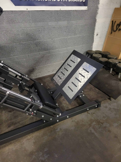 Dynamic Angled Leg Press & Hack Squat
