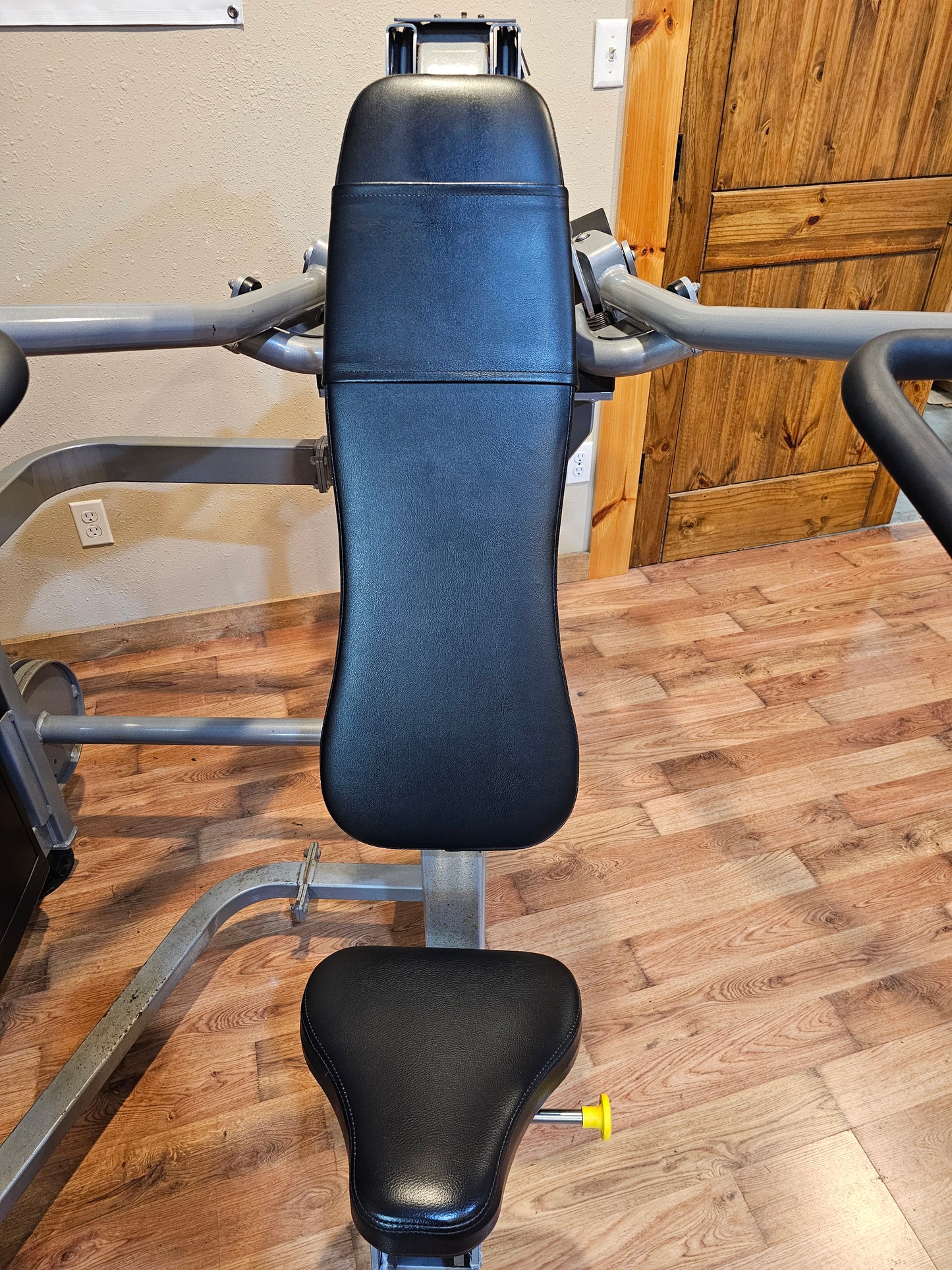 Cybex Eagle Overhead Press